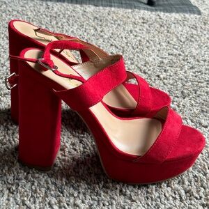 Lulus Ivory Platform Heels- Ankle strap heels size 5 1/2